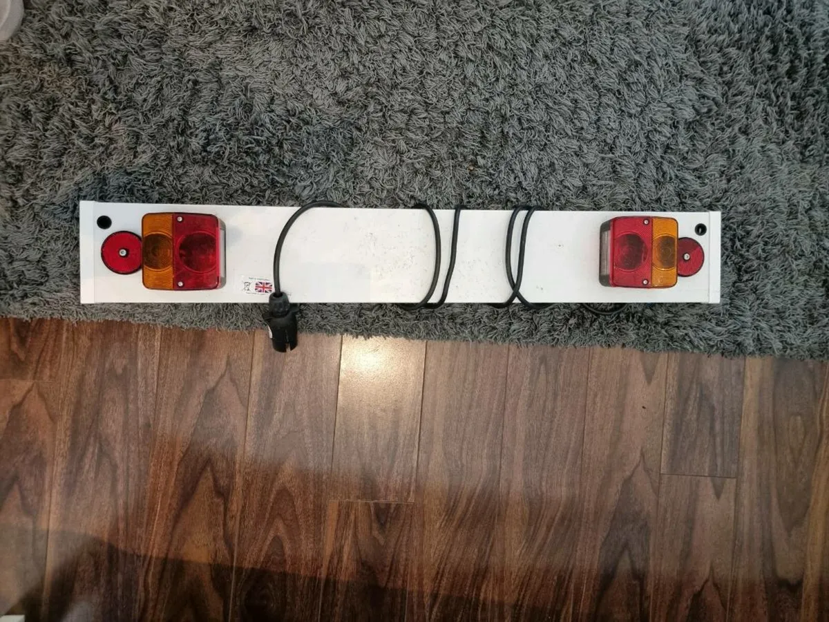 Trailer light panel