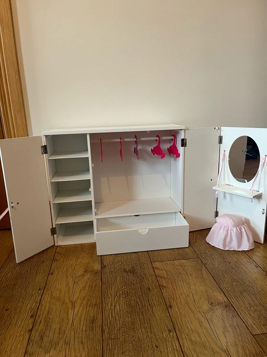 Our generation wardrobe - Image 2