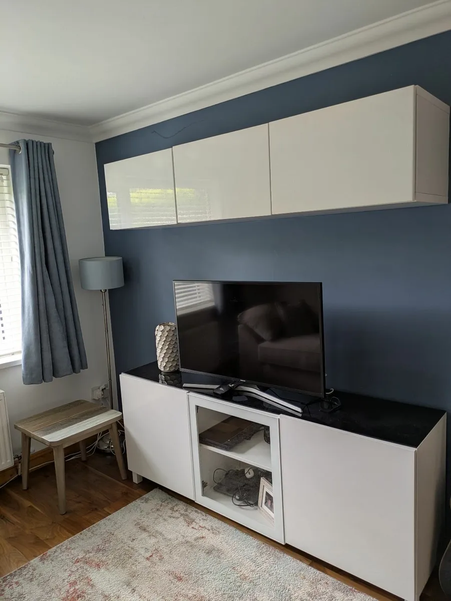 TV unit free - Image 2