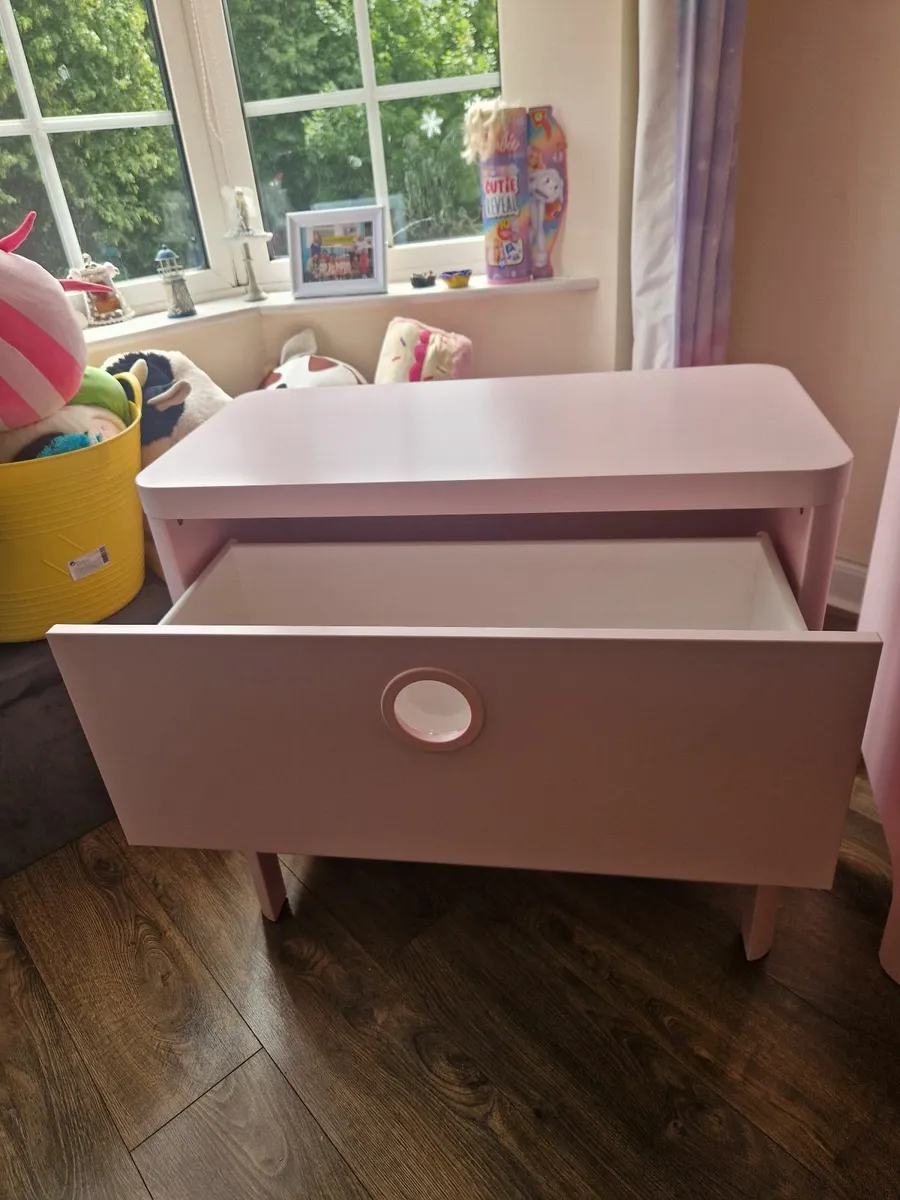 Children's furniture - Image 4