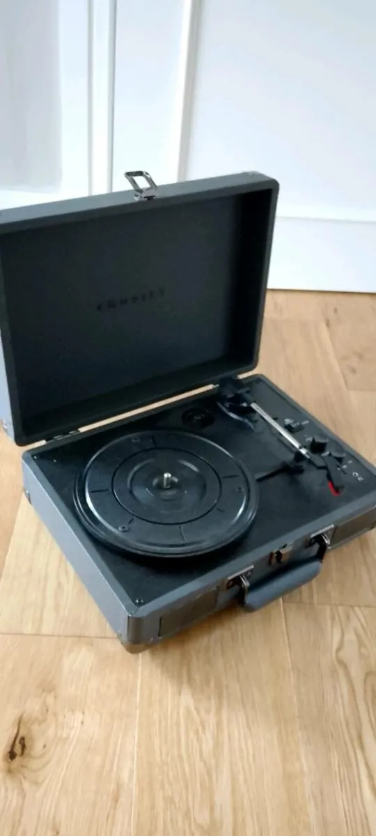 Crosley Cruiser Plus Portable Turntable - Image 3