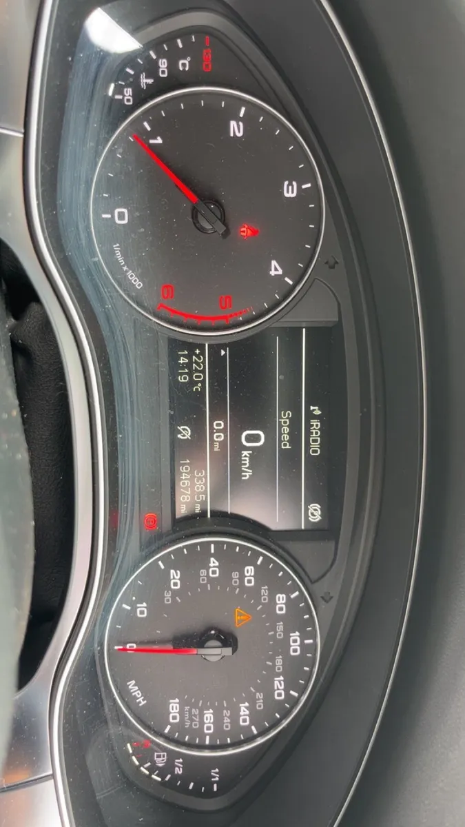 Audi A6 2014 - Image 2