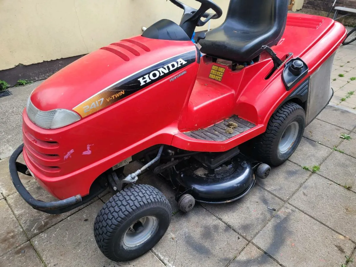 Honda 2417 lawnmower - Image 1