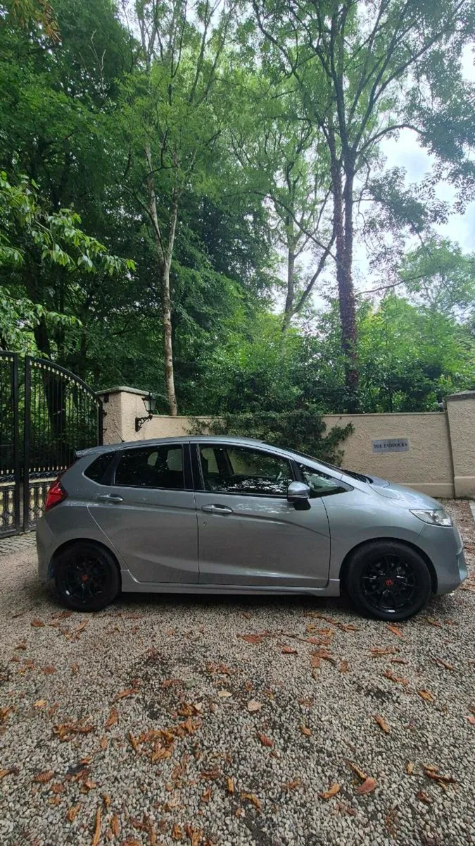 2015 HONDA JAZZ RS, LOW MILES, I-VTECH - Image 2