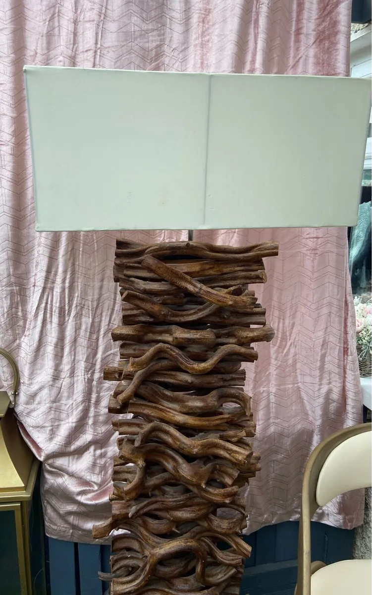 Beautiful standing lamp - Image 2