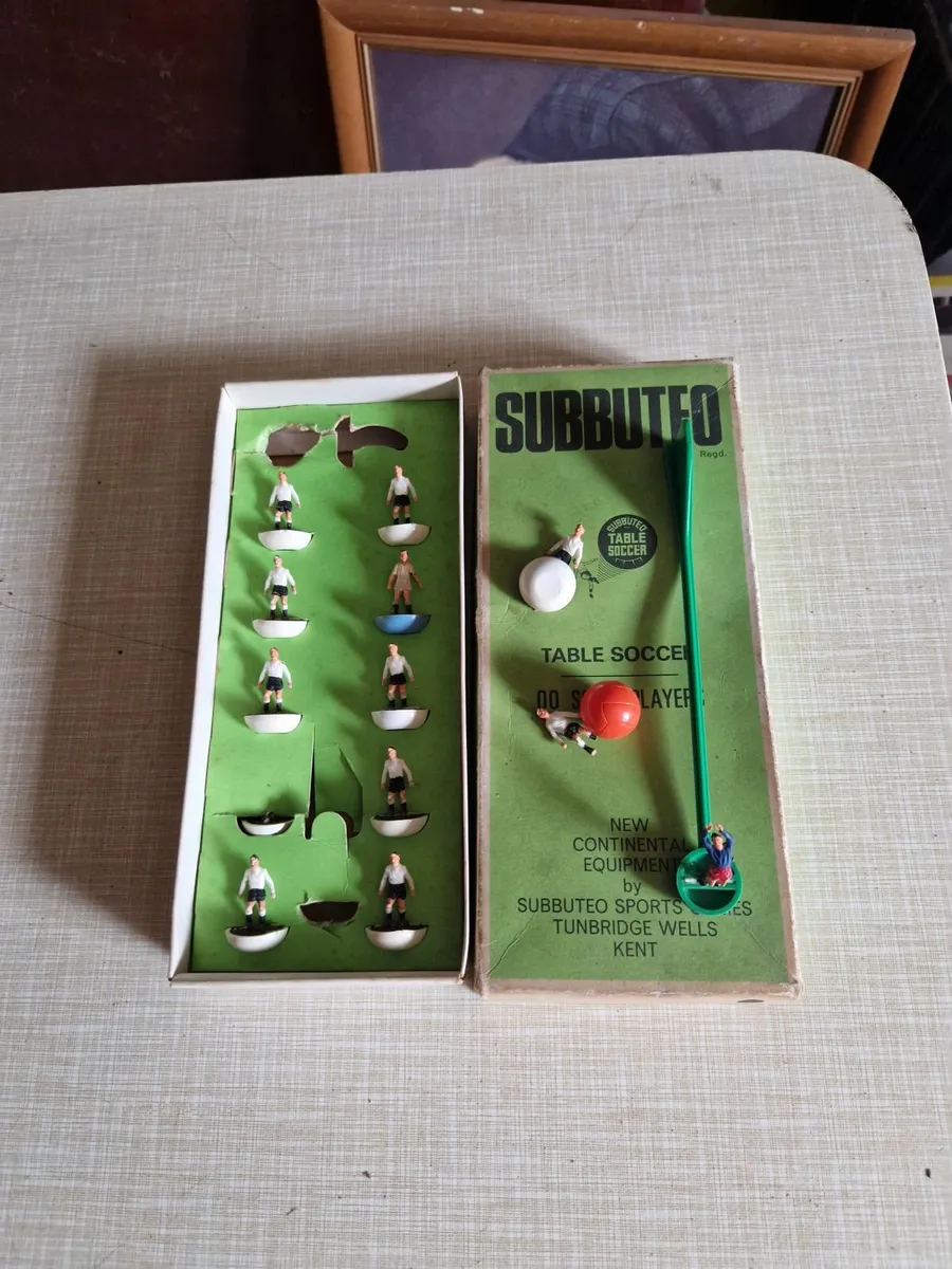 Vintage Subbuteo Football Team - Image 1