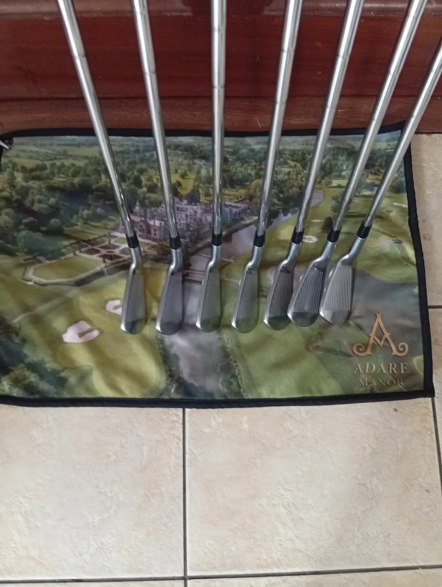 Mizuno MP -25 Forged irons 4-PW Immaculate - Image 2