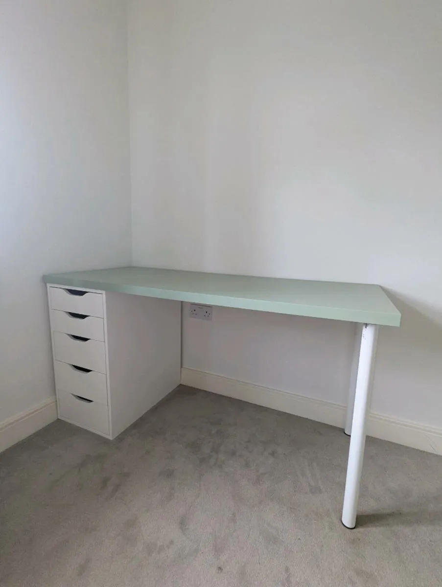 Desk - Image 2