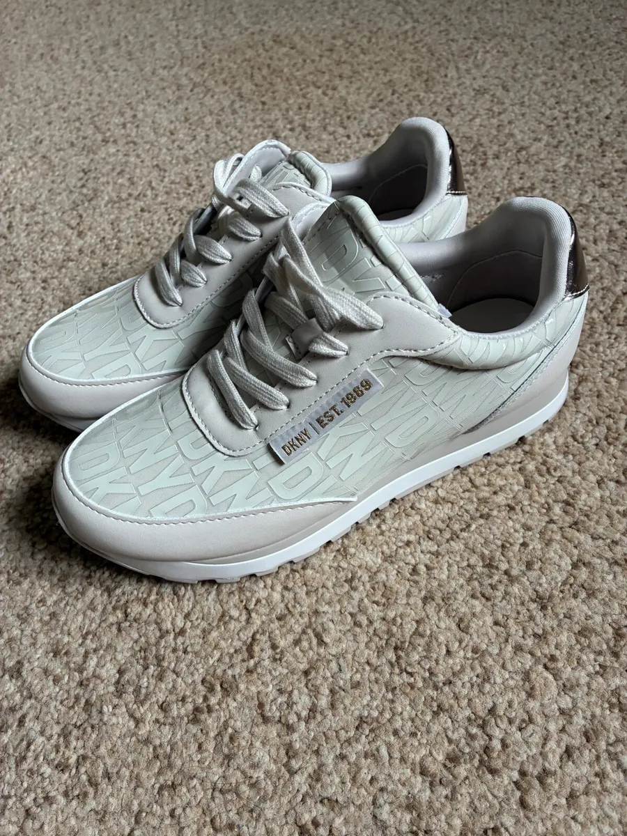 New DKNY shoes - Image 1
