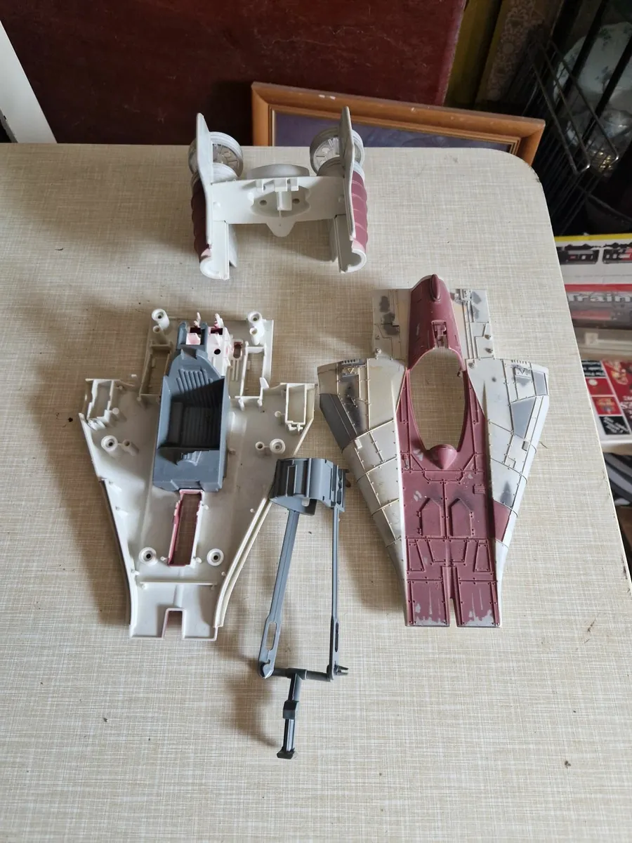 Star Wars A Wing parts - Image 1