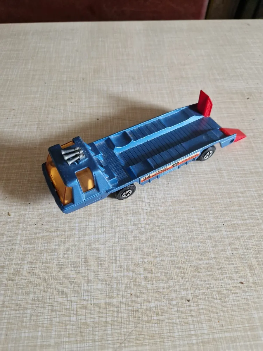 Matchbox Superkibgs Car Transporter - Image 1
