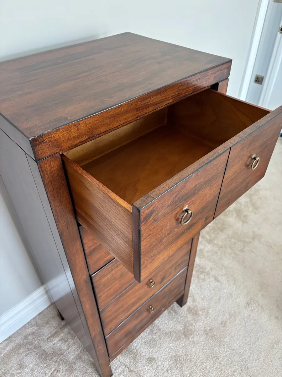 Chest of drawers & locker - Image 3