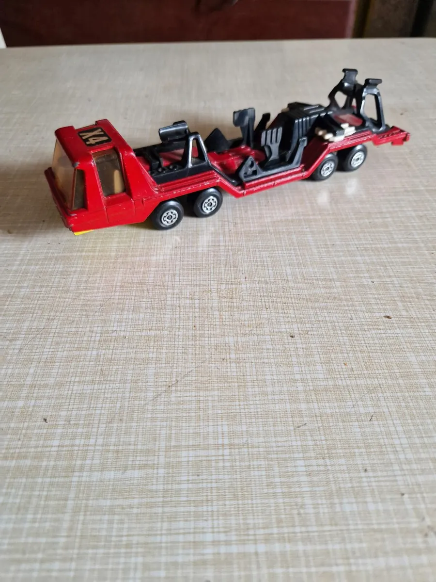 Matchbox Superkings Aeroplane Transporter - Image 2