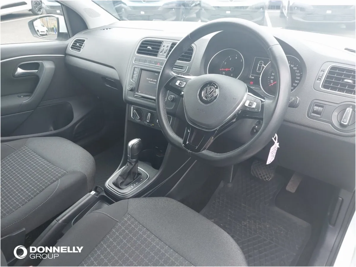 Volkswagen Polo Hatchback SE - Image 4