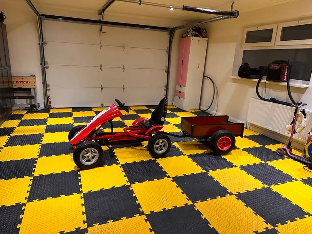 Berg Ferrari Go Kart with Trailer and Cover - Image 1