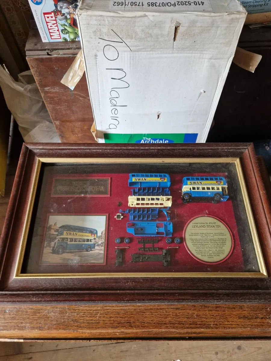 Matchbox Yesteryear Leyland Titan Bus Display - Image 1