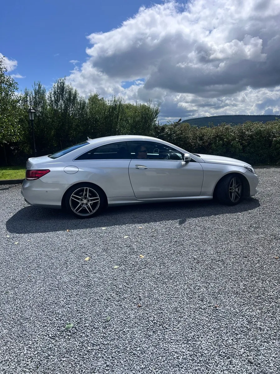 Mereces Benz E Coupé 152 model - Iridium Silver - Image 1