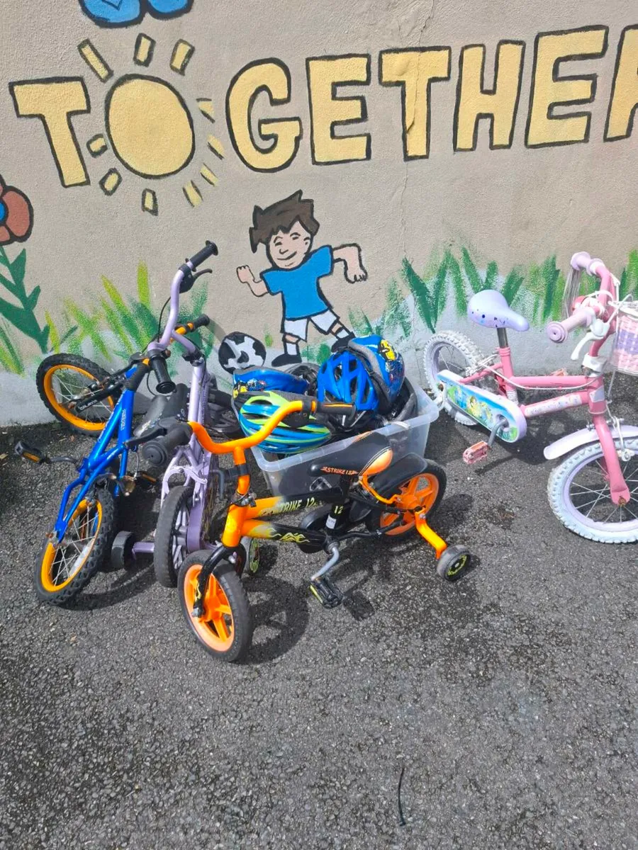 4 kids bikes & Cycling helmets - Image 2