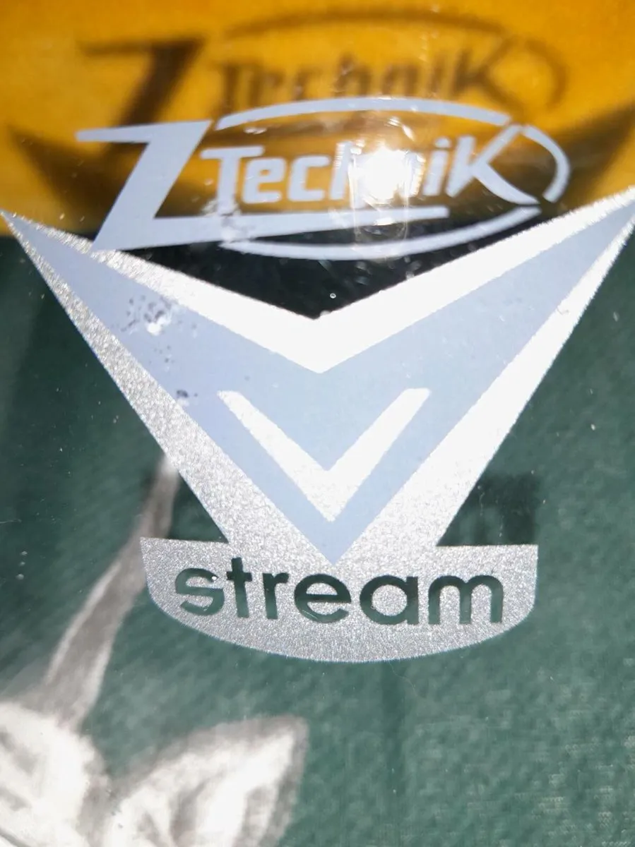 Zenith VStream Screen - Image 1