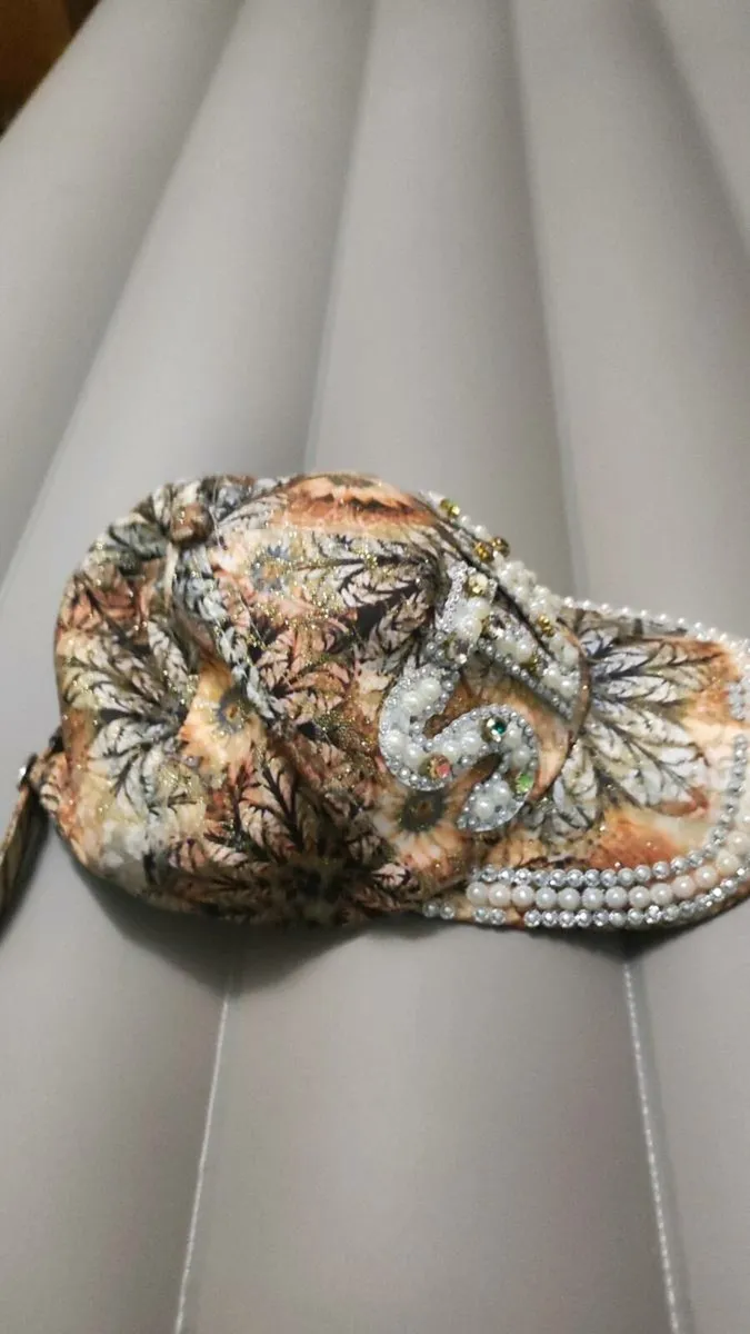 (RARE) Sparkling "STAR" Embellished Baseball Cap - - Image 4