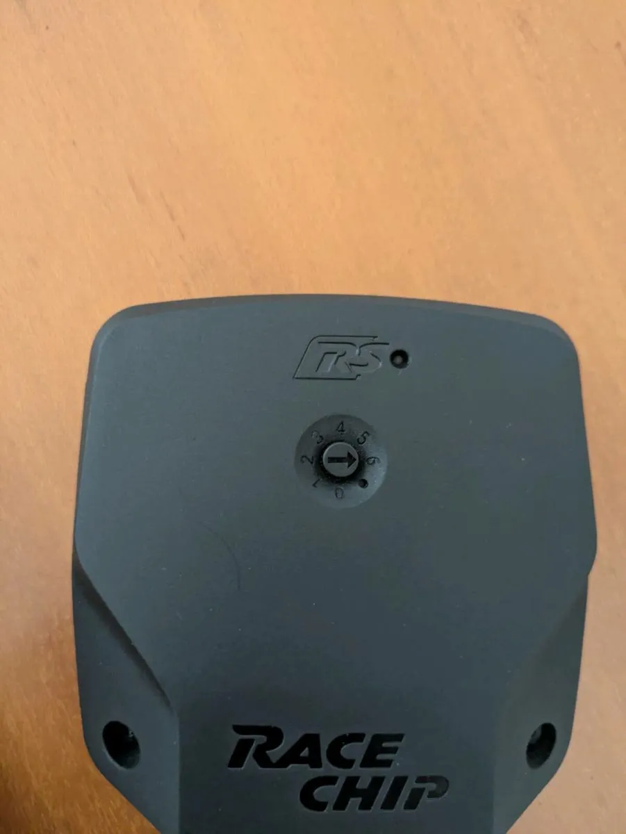 Race box, Plug and play - Image 1