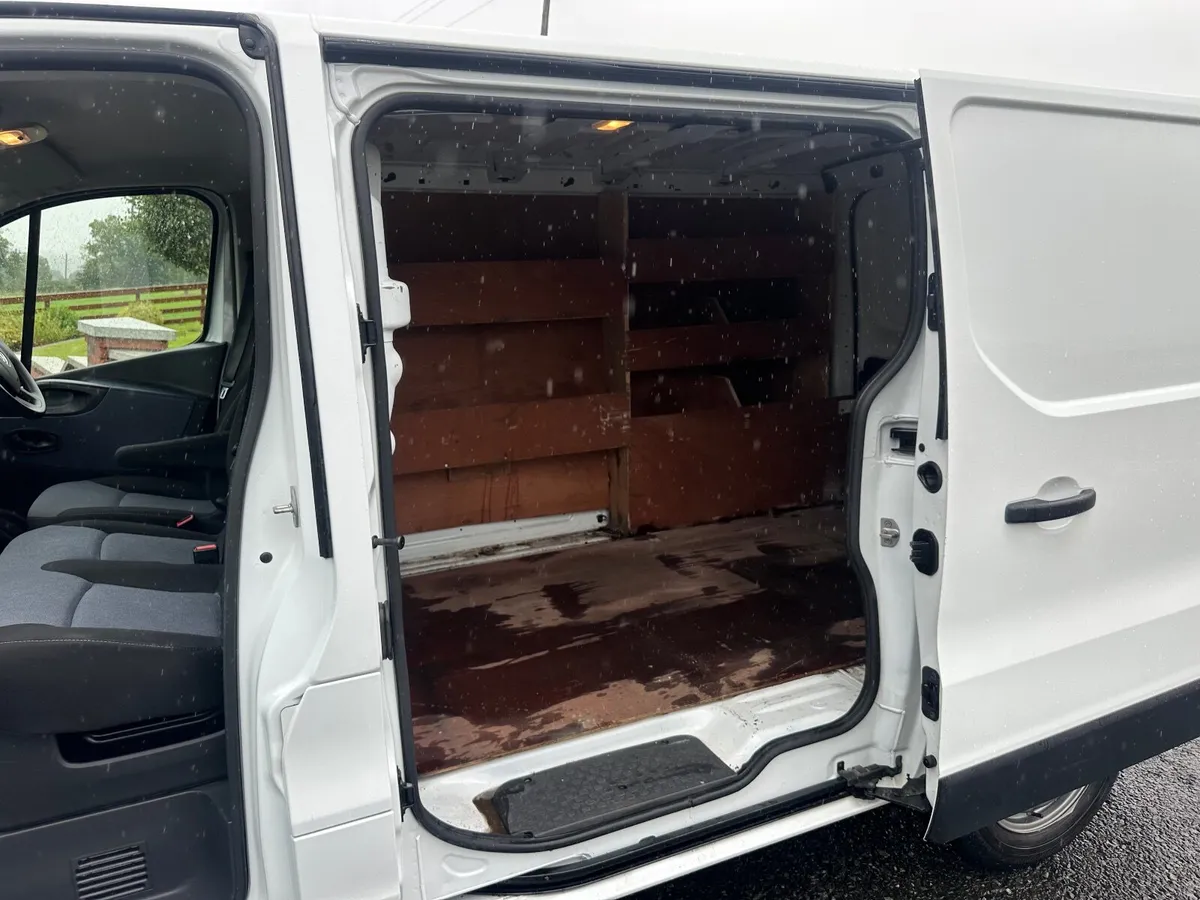 Vauxhall Vivaro 2019 - Image 2