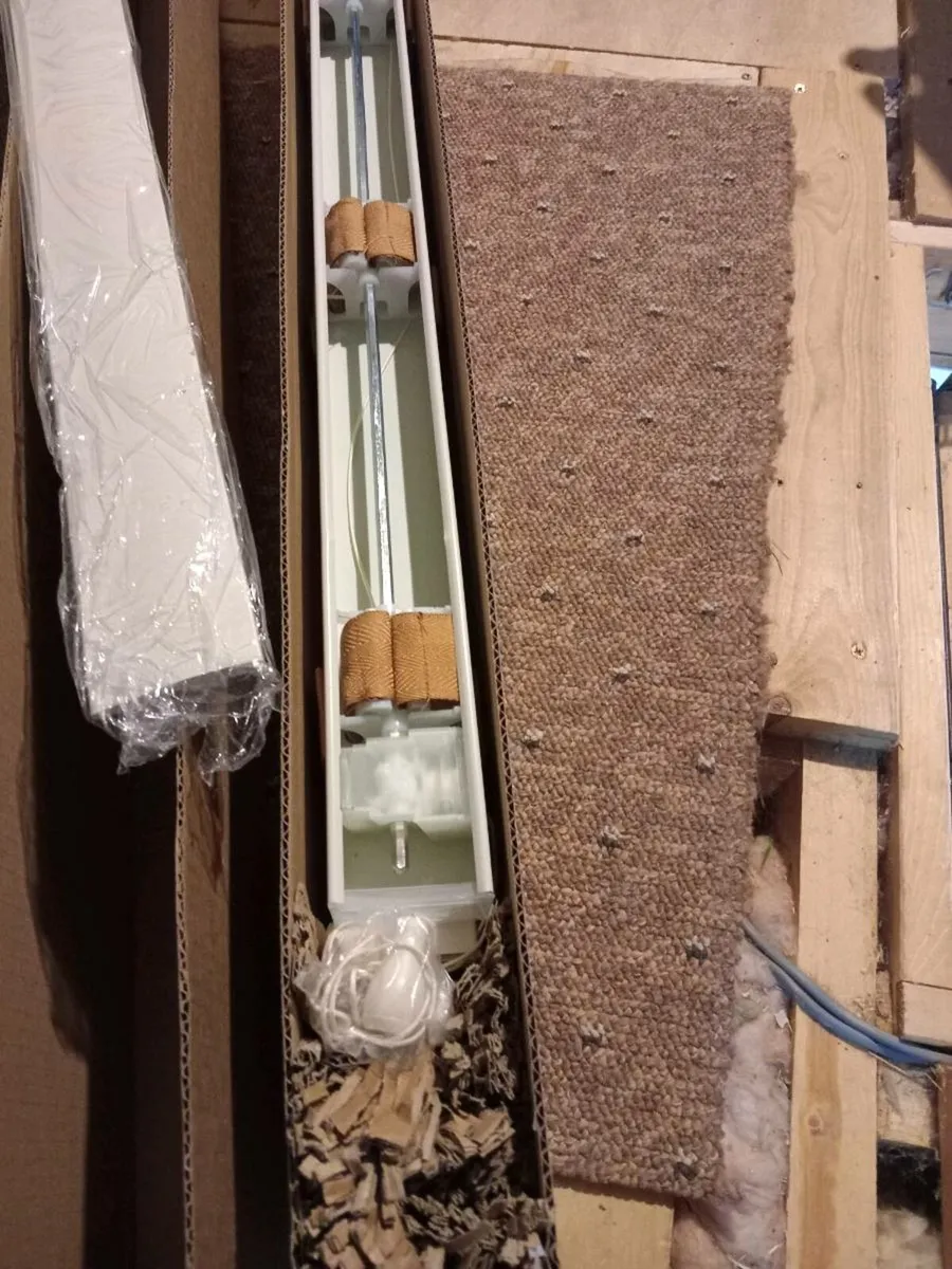 Window Blind - Image 4