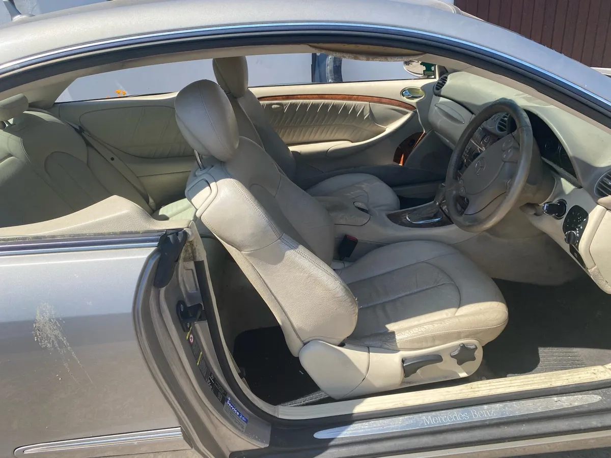 Mercedes CLK 220 cdi 2006 elegance - Image 2