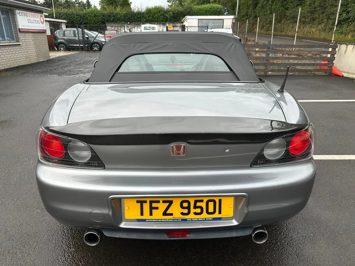 Honda S2000 2002 - Image 2