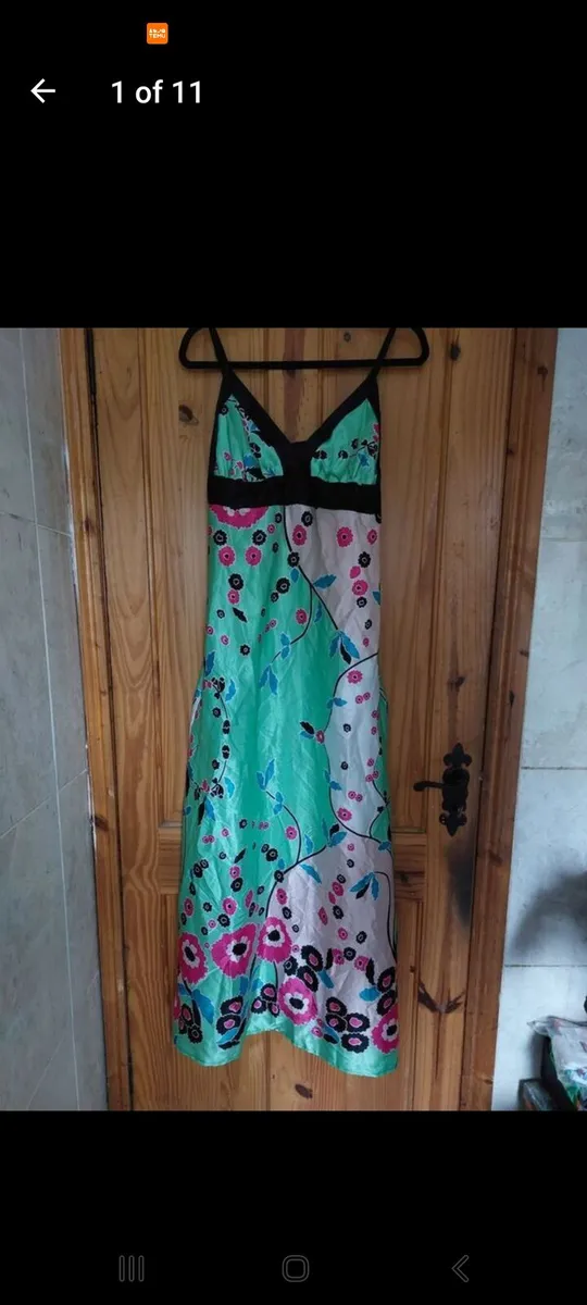 Elise Ryan floral maxi dress (free postage) - Image 1