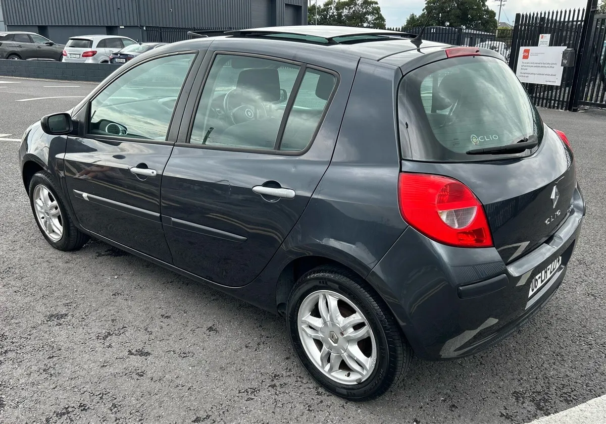 2006 clio new nct 90km - Image 4