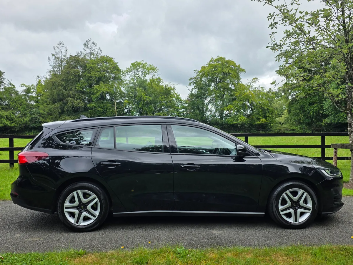 23 Ford Focus 1.5tdci Trend Auto Finance Me - Image 2