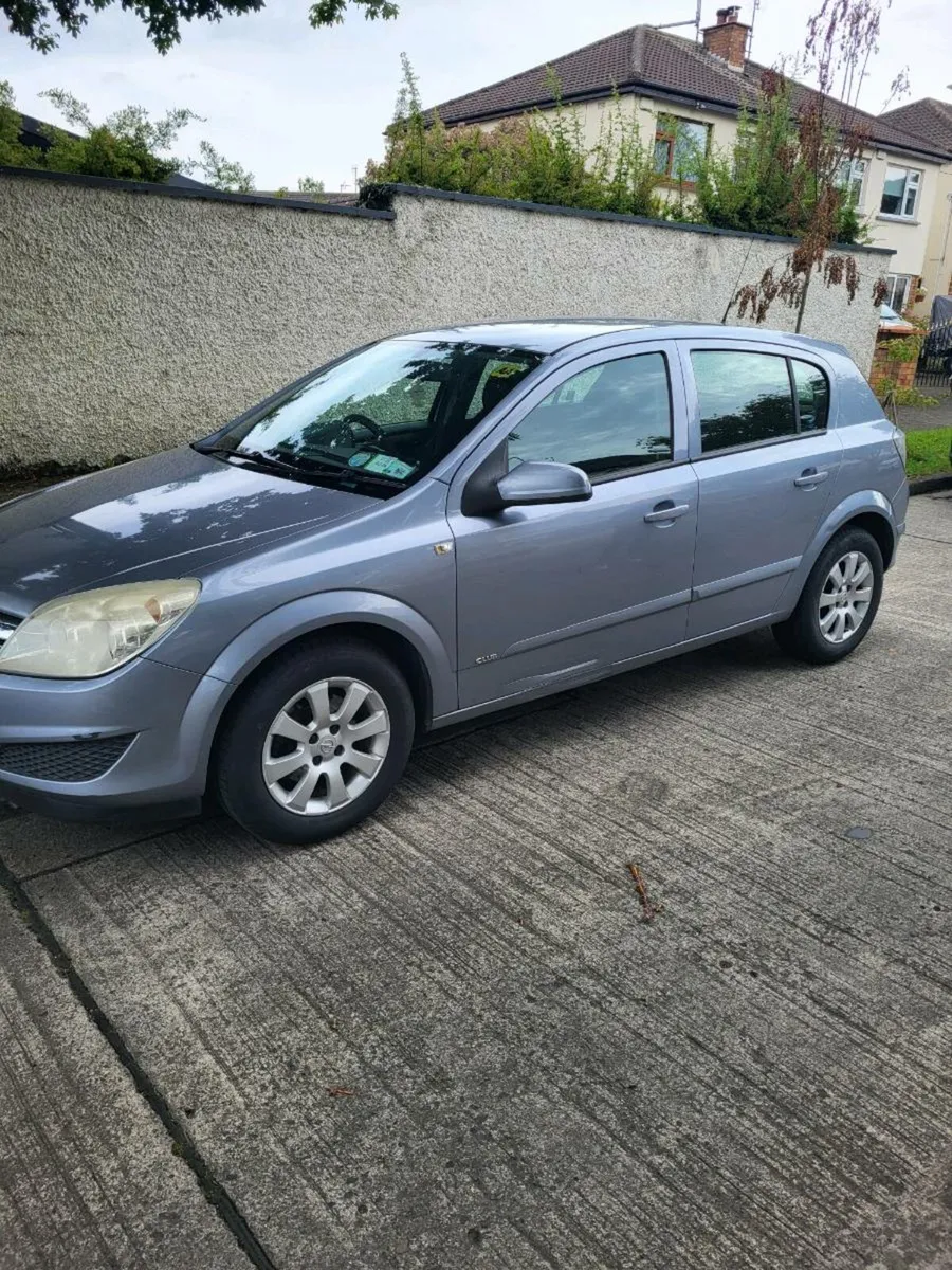 Opel Astra 2007 - Image 2