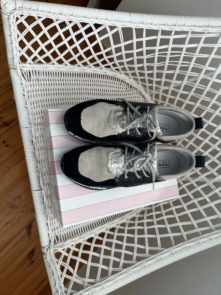 Shoes - Image 3