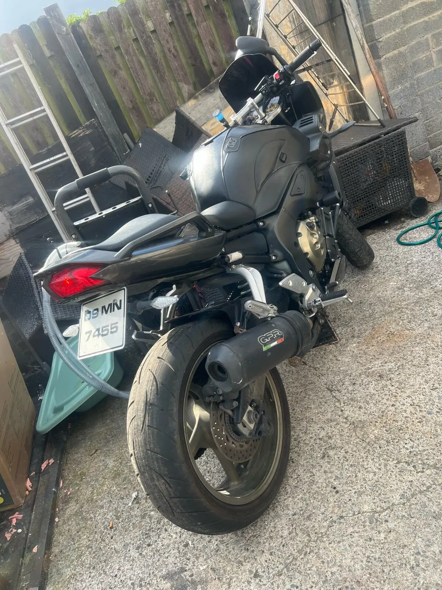 Fz1 - Image 1