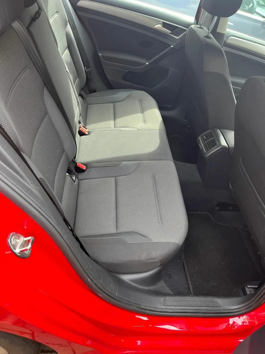 Volkswagan Golf 2016 1.6 Diesel Match Edition - Image 3