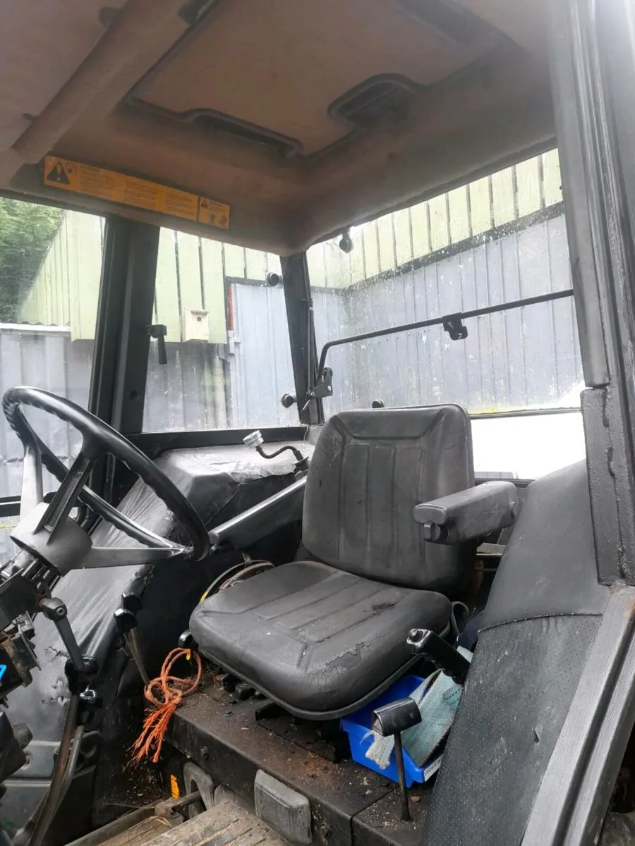 Massey Ferguson 390 4wd - Image 3