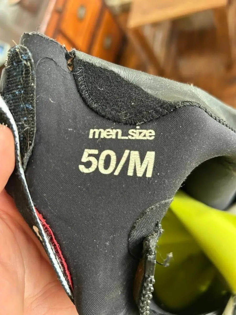 wetsuit - Image 4