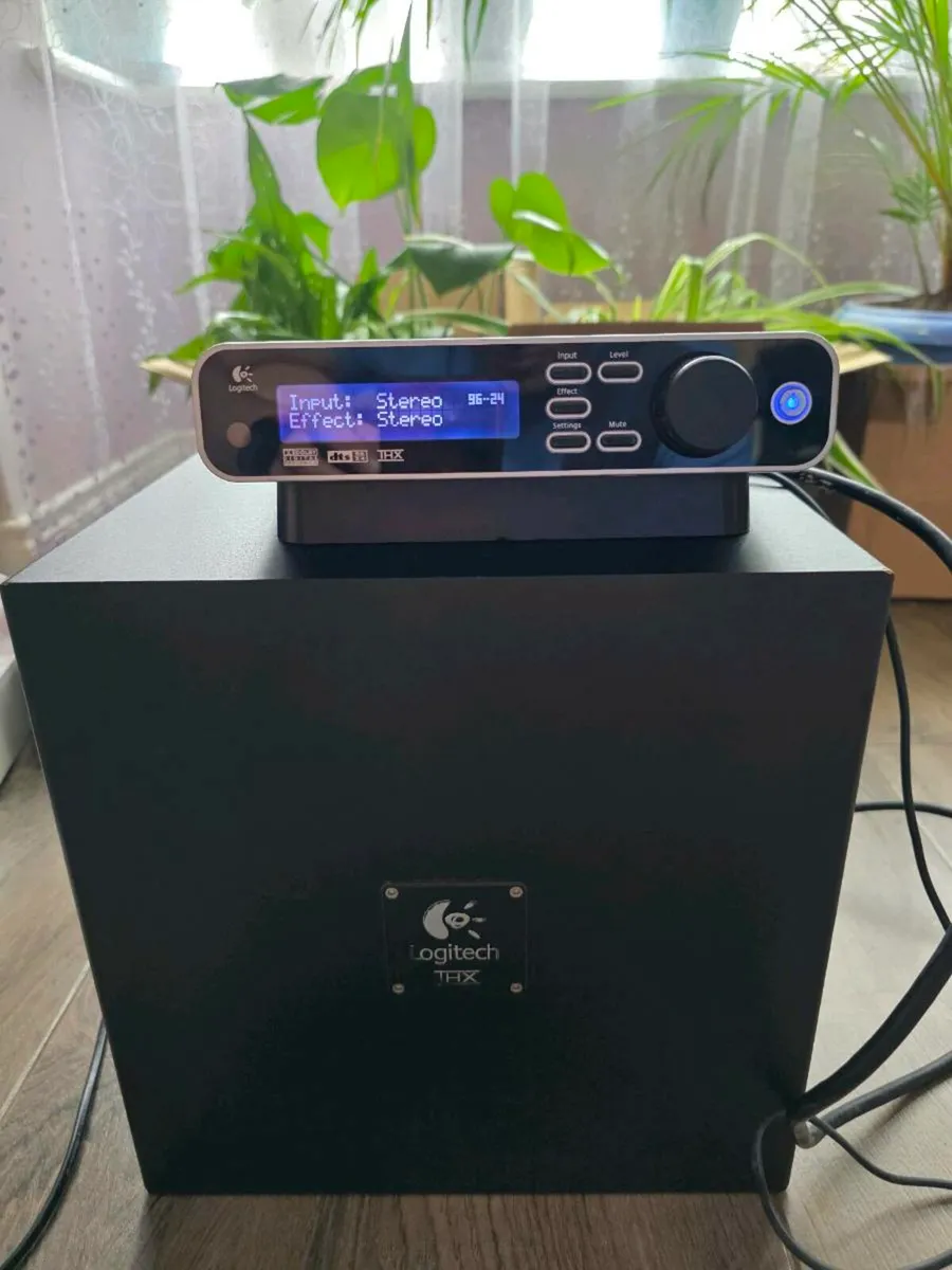 Logitech Z5400 speakers 310W - Image 1