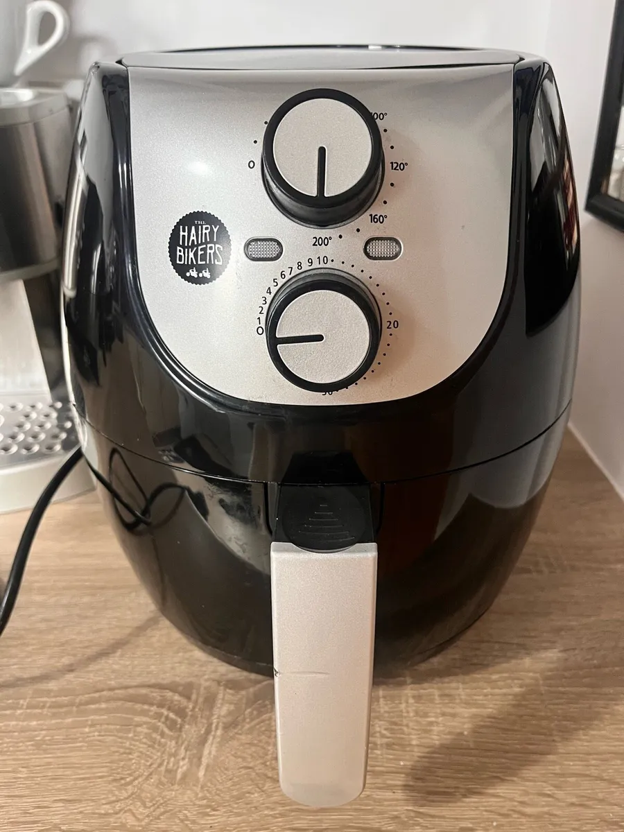 Air fryer, Orchid plant 99cm, drink dispenser, pic - Image 1