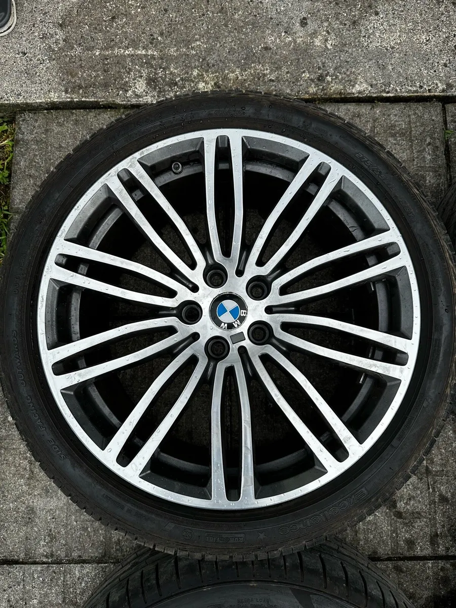 Genuine BMW 19” 664m Alloys Great Tyres - Image 3