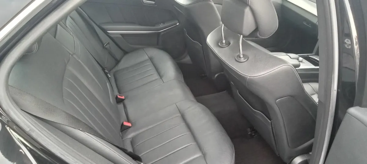 Mercedes-Benz E-Class 2015 - Image 4