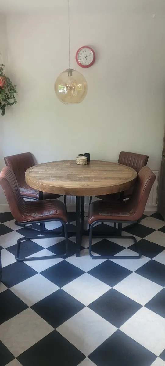 Solid wood kitchen table - Image 3