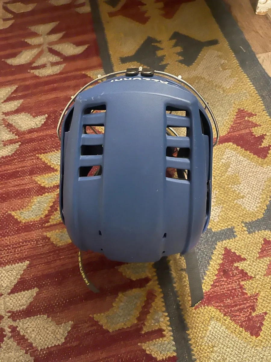 Hurling Helmet - Image 2