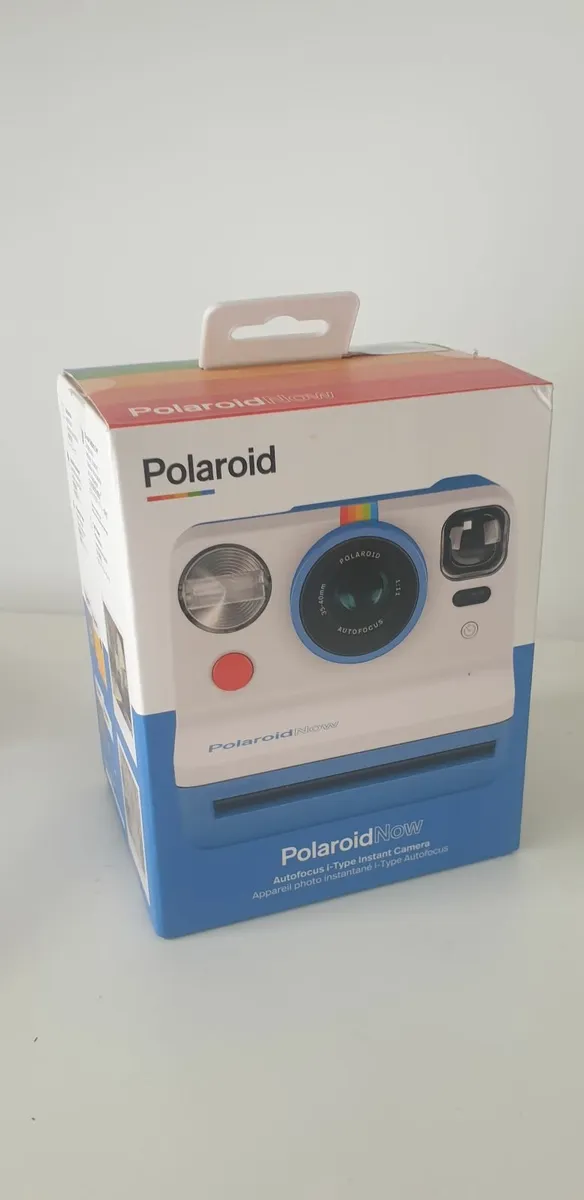 Polaroid Camera with film - Image 1
