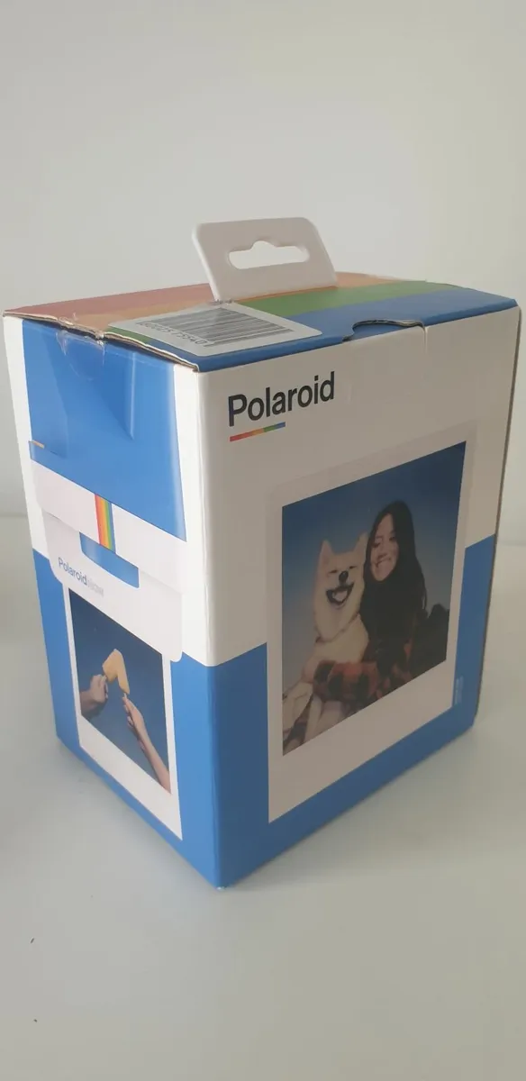 Polaroid Camera with film - Image 2