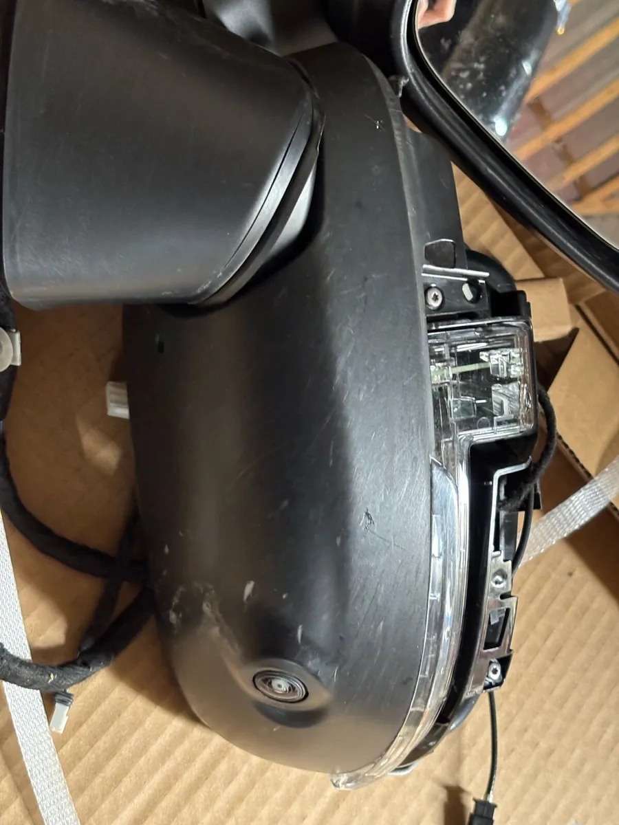 J12 Nissan Qashqai wing mirror - Image 3