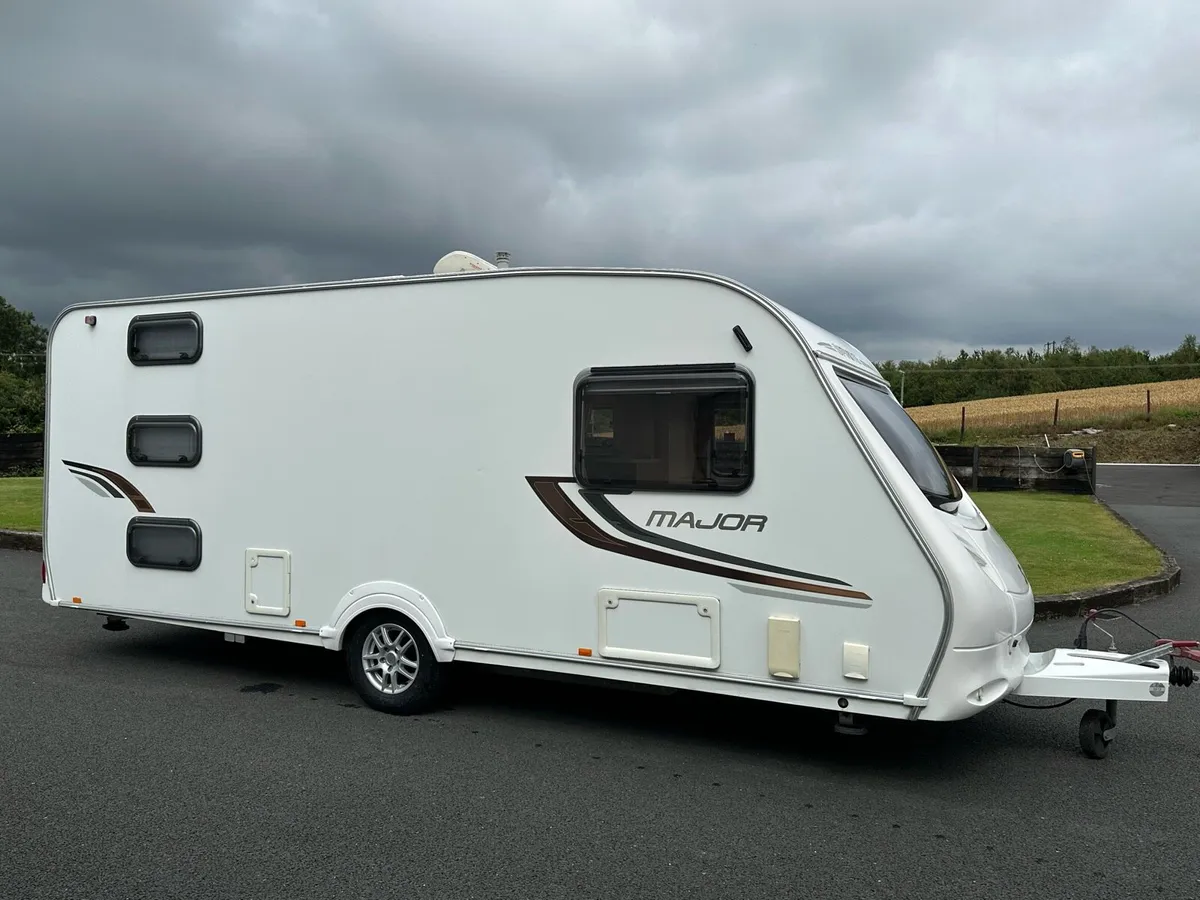 Swift Sprite Major 6 (6 berth + Awning) - Image 1