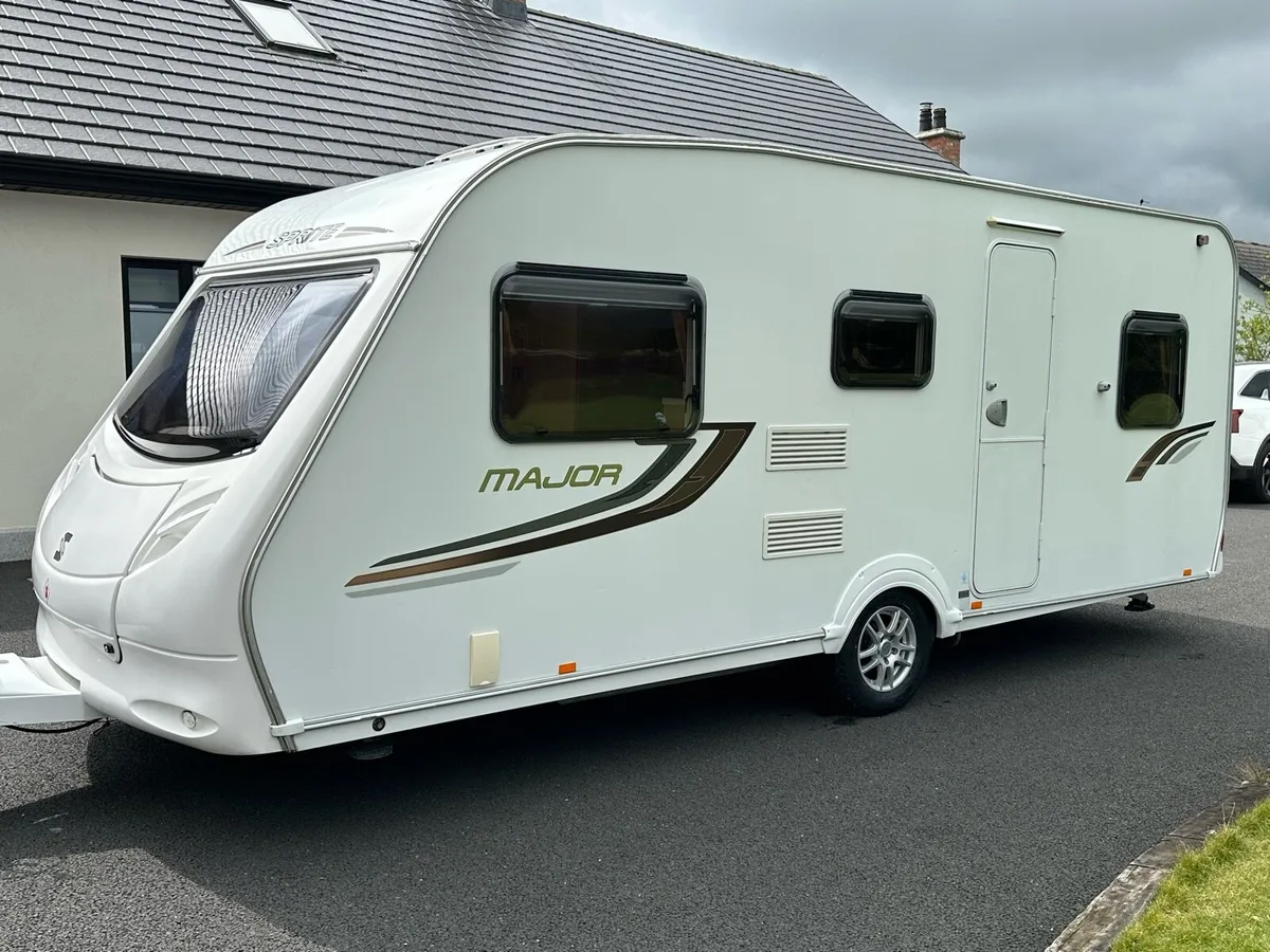 Swift Sprite Major 6 (6 berth + Awning) - Image 3