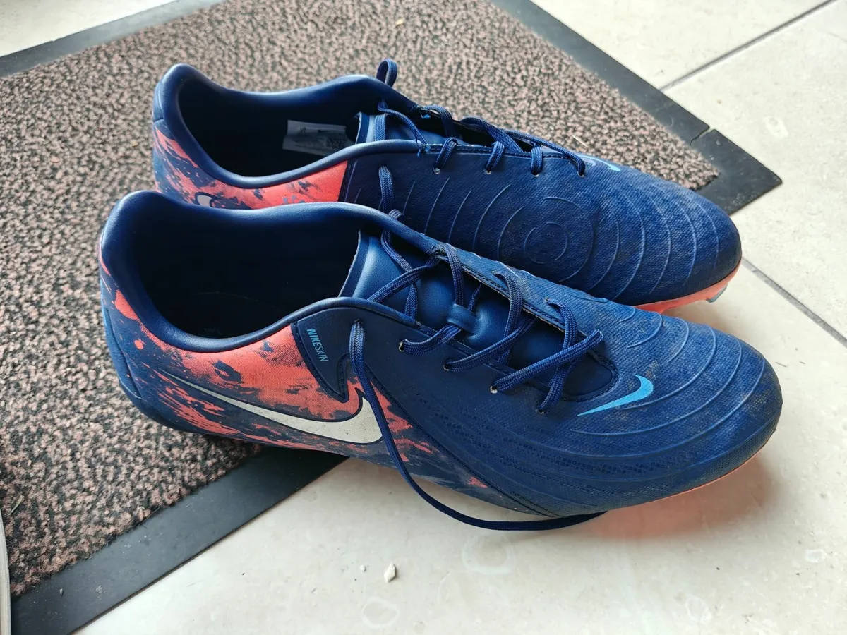 Football Boots - Image 1